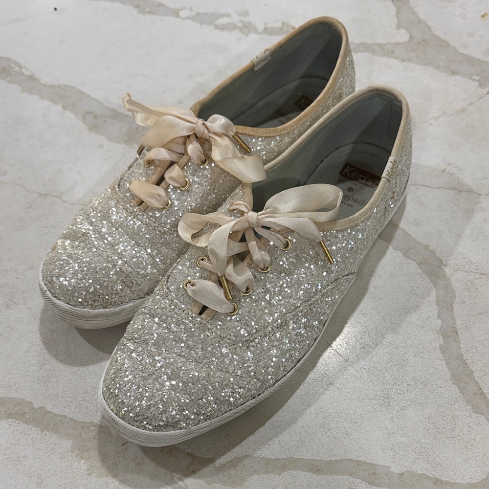 Keds x Kate Spade Glitter Low-Top Sneakers in Champagne Ribbon Laces
